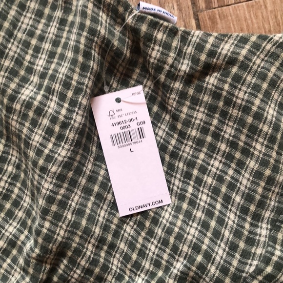 NWT Old Navy Smocked Dress - Picture 3 of 4